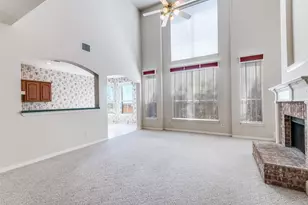 4110 Watersedge Ct, Rowlett, TX 75088 - Photo 2