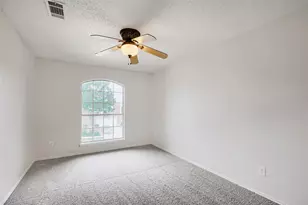 1614 Powder Horn Ln, Arlington, TX 76018 - Photo 24