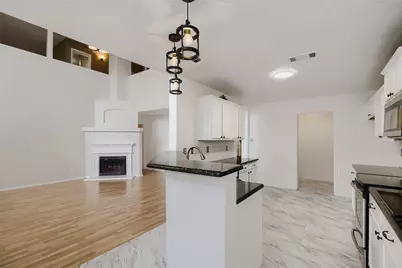 1614 Powder Horn Lane, Arlington, TX 76018 - Photo 12