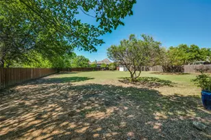 8624 Timber Dr, North Richland Hills, TX 76182 - Photo 36