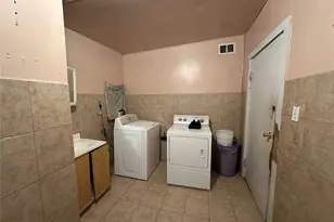 610 W 13th Ave, Corsicana, TX 75110 - Photo 12