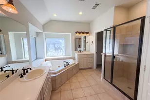 210 Billo Ct, Weatherford, TX 76087 - Photo 14