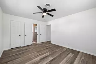 913 N Main St, Springtown, TX 76082 - Photo 16