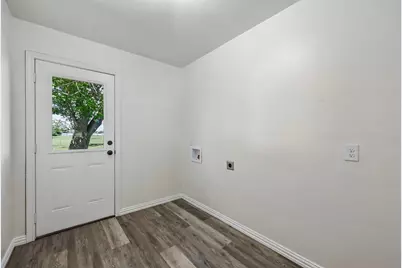 913 N Main Street, Springtown, TX 76082 - Photo 20