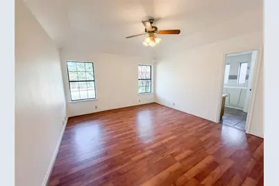 1302 Belvon Place, Cleburne, TX 76033 - Photo 4