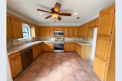 1302 Belvon Place, Cleburne, TX 76033 - Photo 2