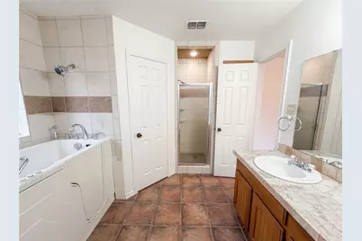 1302 Belvon Place, Cleburne, TX 76033 - Photo 16