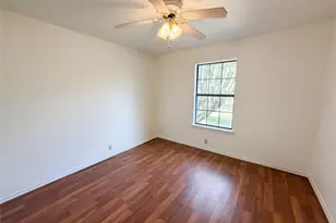 1302 Belvon Pl, Cleburne, TX 76033 - Photo 12