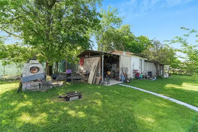 11405 S Blossom Circle, Balch Springs, TX 75180 - Photo 12