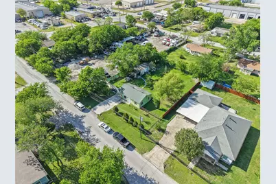 11405 S Blossom Circle, Balch Springs, TX 75180 - Photo 14