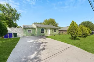 11405 S Blossom Circle, Balch Springs, TX 75180 - Photo 2