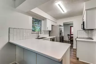 627 Lemon Dr, Arlington, TX 76018 - Photo 8