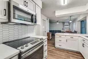 627 Lemon Dr, Arlington, TX 76018 - Photo 6