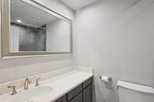 3801 Gilbert Ave, Dallas, TX 75219 - Photo 34