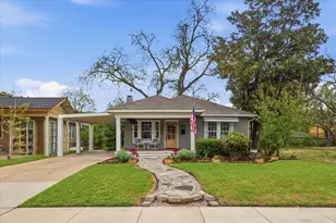 2121 Western Ave, Fort Worth, TX 76107 - Photo 2