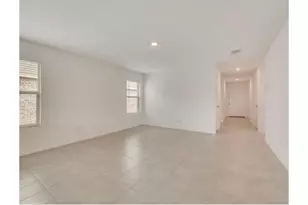 2206 Mobile, Ennis, TX 75119 - Photo 2