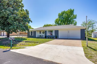 104 Thomas Street, Joshua, TX 76058 - Photo 2