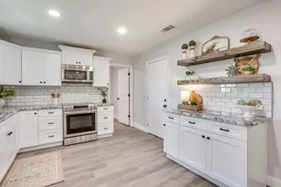 104 Thomas St, Joshua, TX 76058 - Photo 12