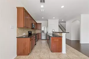 946 Bowie Dr, Lavon, TX 75166 - Photo 12