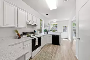 239 High Pointe Ln, Cedar Hill, TX 75104 - Photo 10