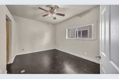 900 E Hubbard Street, Mineral Wells, TX 76067 - Photo 10