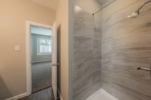 2301 Springmere Dr, Arlington, TX 76012 - Photo 36