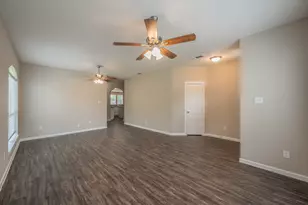 2301 Springmere Dr, Arlington, TX 76012 - Photo 6