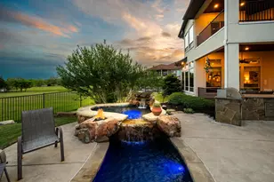 2210 Stone Hollow Dr, Rowlett, TX 75088 - Photo 32