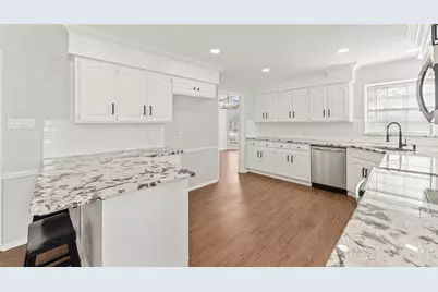 502 Crestview Drive, Grapevine, TX 76051 - Photo 18