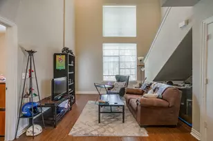 2410 S 2nd St, Waco, TX 76706 - Photo 8