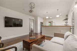 804 N College St, McKinney, TX 75069 - Photo 8