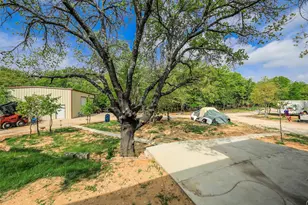 775 Phillips Dr, Azle, TX 76020 - Photo 4