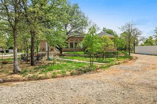 775 Phillips Dr, Azle, TX 76020 - Photo 4