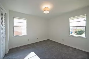 8717 Hackney Ln, Dallas, TX 75238 - Photo 20