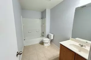 8008 Hidden Oaks Dr, Fort Worth, TX 76120 - Photo 12