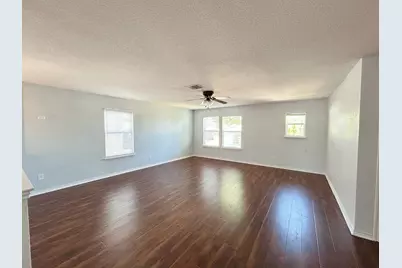 8008 Hidden Oaks Drive, Fort Worth, TX 76120 - Photo 6