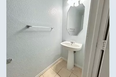 8008 Hidden Oaks Drive, Fort Worth, TX 76120 - Photo 16