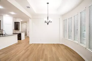 10425 Old Eagle River Ln, McKinney, TX 75072 - Photo 8