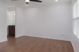 8109 Skillman St, Dallas, TX 75231 - Photo 16