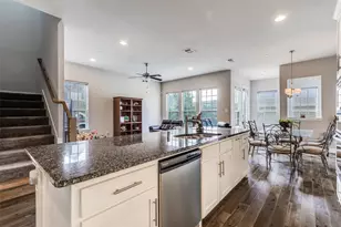 1036 Gardenia St, Carrollton, TX 75007 - Photo 10