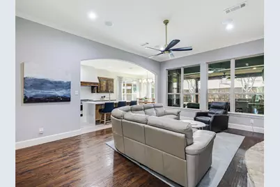 8841 Sutton Drive, Frisco, TX 75035 - Photo 16