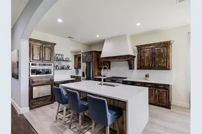 8841 Sutton Drive, Frisco, TX 75035 - Photo 4