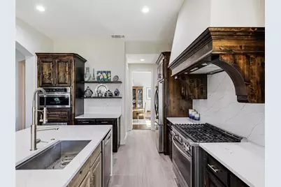 8841 Sutton Drive, Frisco, TX 75035 - Photo 12