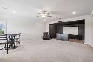 8230 Palmer Ln, Waxahachie, TX 75167 - Photo 12