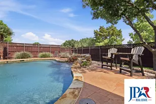 7517 Silver Lake Dr, Rowlett, TX 75089 - Photo 2