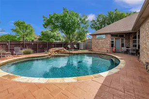 7517 Silver Lake Dr, Rowlett, TX 75089 - Photo 1