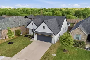 9920 Chaparral Pass, Fort Worth, TX 76126 - Photo 4