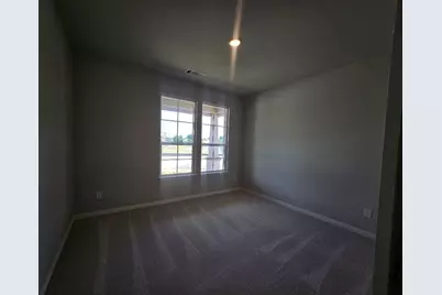 3005 Leopard Lane, Ennis, TX 75119 - Photo 4
