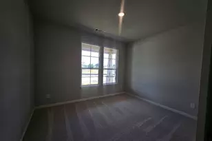 3005 Leopard Ln, Ennis, TX 75119 - Photo 4