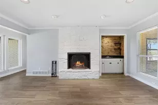 6406 Lansdowne Ct, Granbury, TX 76049 - Photo 8